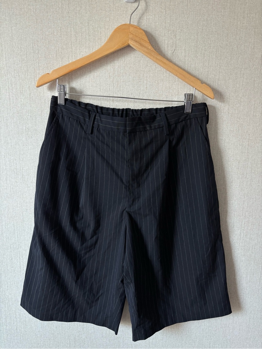 Men's navy blue Pinstripe Flat-Front Shorts - Classic Tailored Style